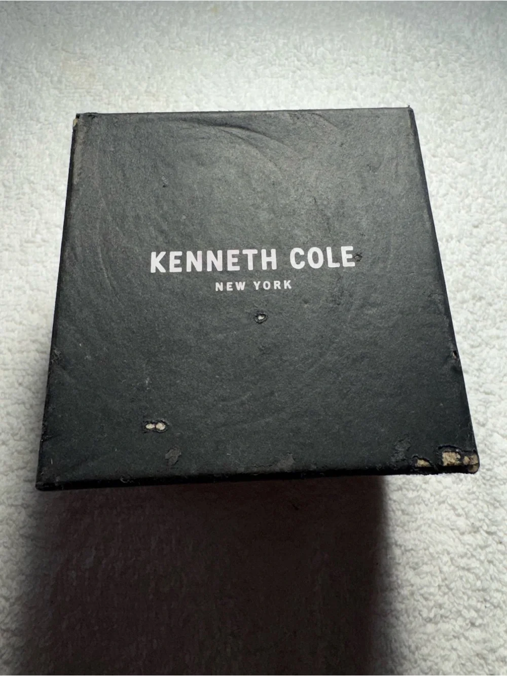 Kenneth Cole kenneth cole